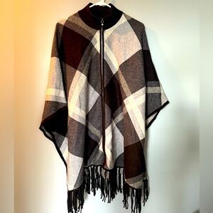 Rachel Zoe Full Zip Blanket Shawl Cape Poncho Womens Sz 1x Roomy & Warm